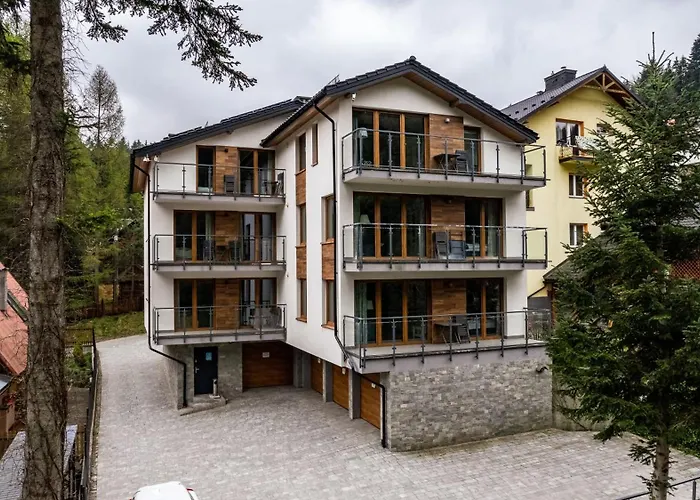 Bukowa Dolina, Sun & Snow *