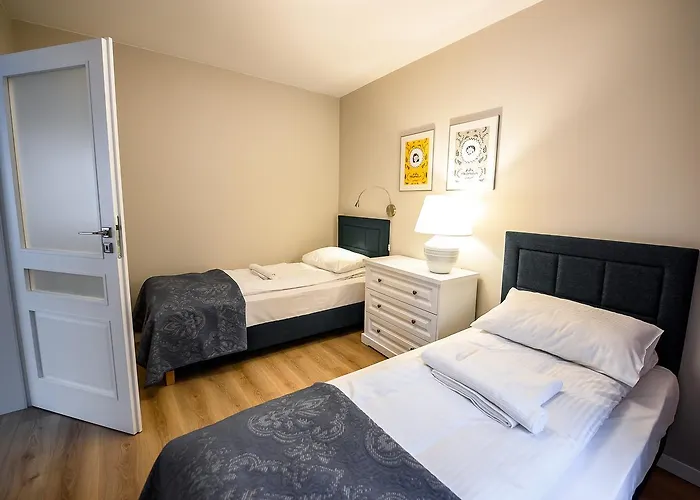 Bukowa Dolina, Sun & Snow